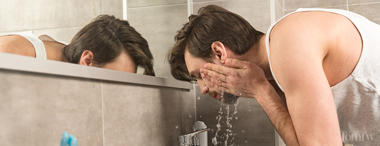 how to wash beard