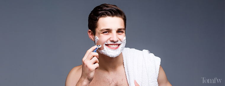 how to shave your face properly